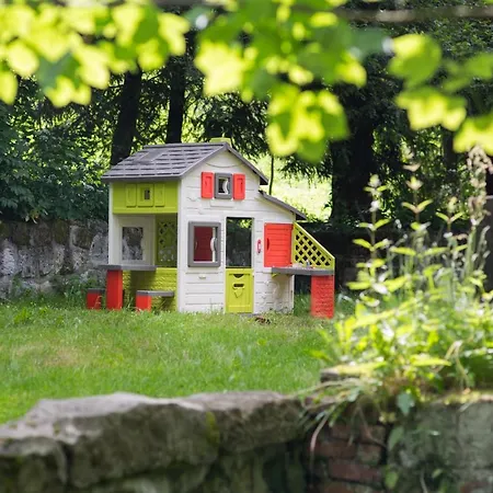 Szczelinka 호스텔 *