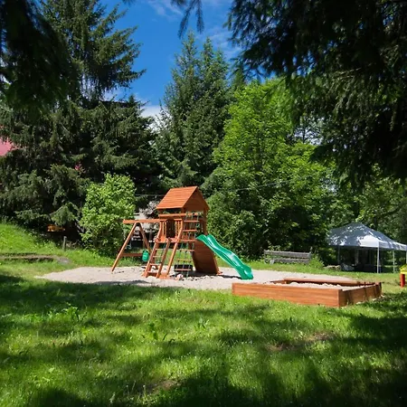 Szczelinka Hostel *